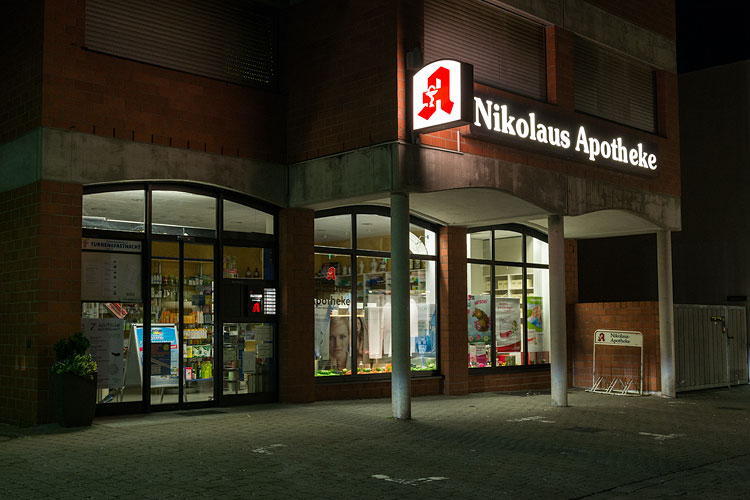 Rodgau im Licht - Jügesheimn -  Nikolaus Apotheke