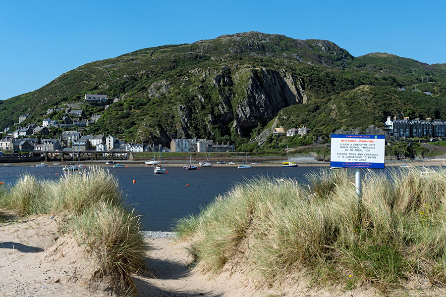 Wales - Barmouth - Strand