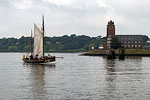 Hamburg Hafen Cruise Einfahrt Finkenwerder